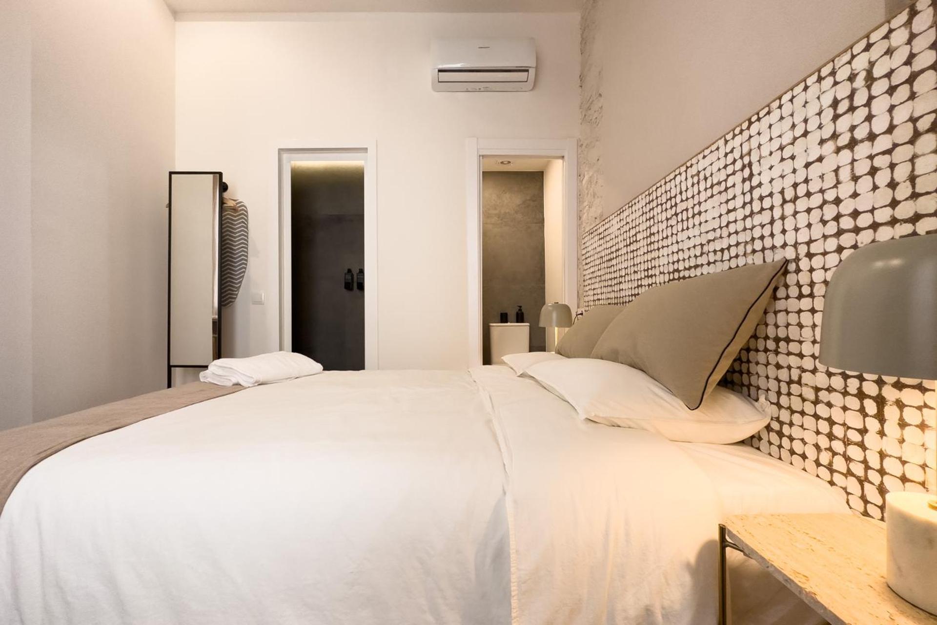 Oasis Apartments & Studios Old Town Center บาร์เซโลนา ภายนอก รูปภาพ